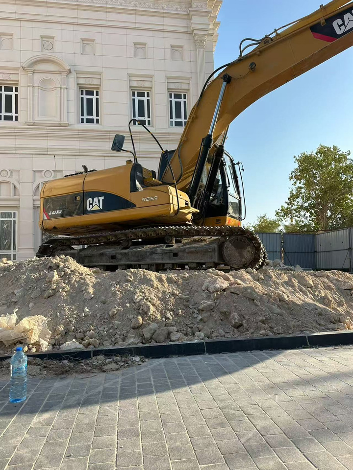 CATPILLAR 320DL - Kāpurķēžu ekskavators: foto 2 CATPILLAR 320DL - Kāpurķēžu ekskavators: foto 2