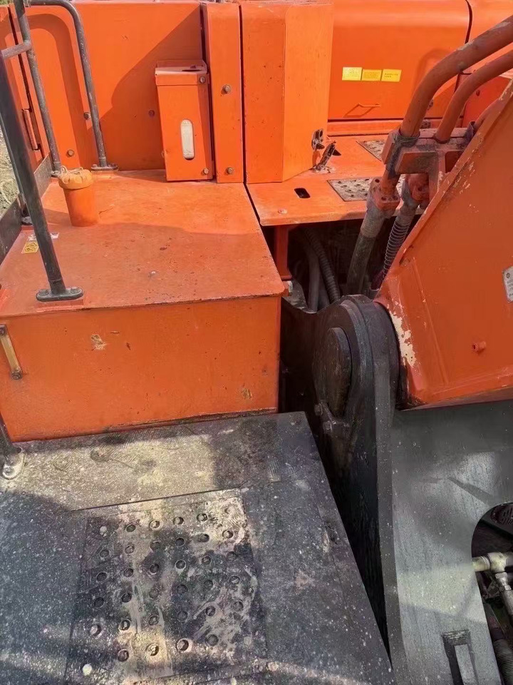 Ekskavators HITACHI 670LCH-5G: foto 9