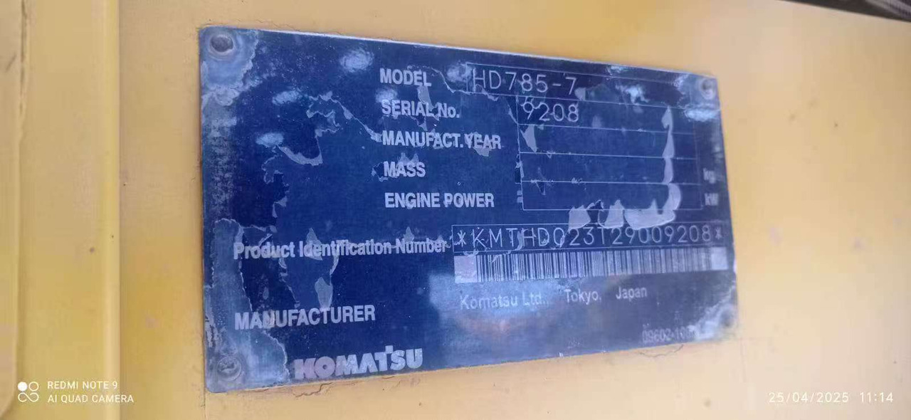 KOMATSU HD785-7 - Karjeru pašizgāzējs: foto 1 KOMATSU HD785-7 - Karjeru pašizgāzējs: foto 1