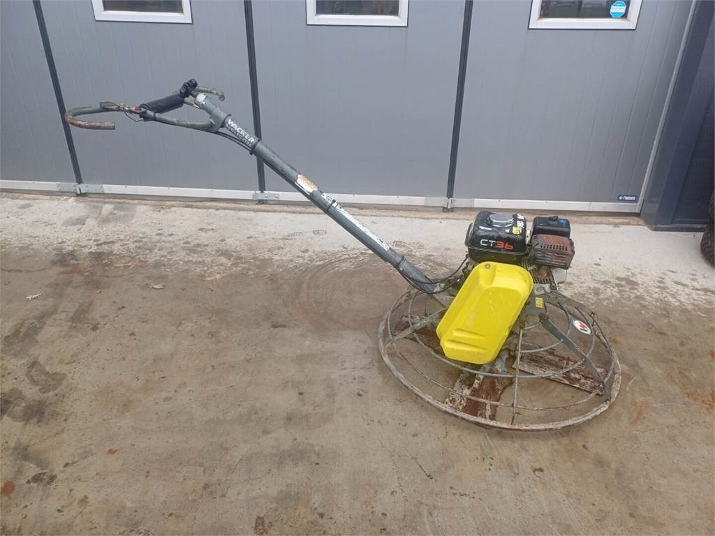 Wacker Neuson Trowel ct36-5a betonihierrin - Betona slīpmašīna: foto 1 Wacker Neuson Trowel ct36-5a betonihierrin - Betona slīpmašīna: foto 1