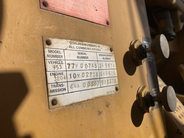 CHARGEUSE SUR CHENILLES CATERPILLAR 953 - Kāpurķēžu iekrāvējs: foto 1 CHARGEUSE SUR CHENILLES CATERPILLAR 953 - Kāpurķēžu iekrāvējs: foto 1