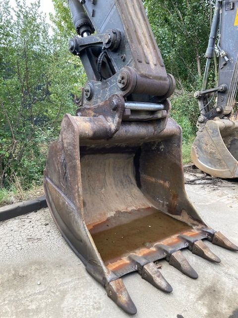 Pelle sur chenilles VOLVO EC360 CNL - Kāpurķēžu ekskavators: foto 3 Pelle sur chenilles VOLVO EC360 CNL - Kāpurķēžu ekskavators: foto 3