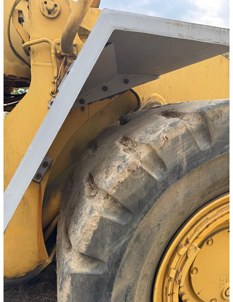 Riteņu iekrāvējs Caterpillar 988F: foto 7