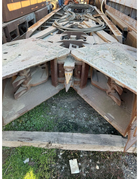 Liebherr Stein HT Diaphragm Wall Grab - Greiferi - Celtniecības tehnika: foto 5 Liebherr Stein HT Diaphragm Wall Grab - Greiferi - Celtniecības tehnika: foto 5