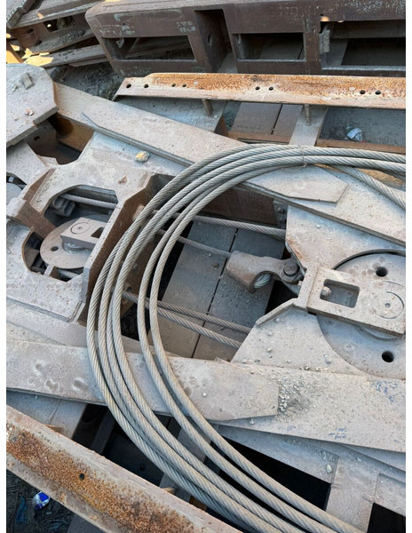 Liebherr Stein HT Diaphragm Wall Grab - Greiferi - Celtniecības tehnika: foto 3 Liebherr Stein HT Diaphragm Wall Grab - Greiferi - Celtniecības tehnika: foto 3