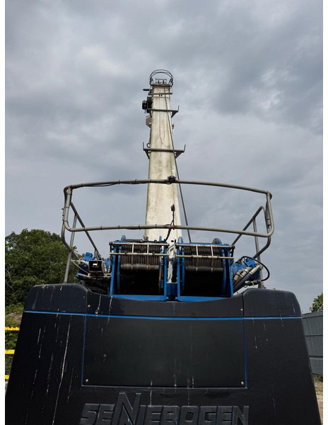 Sennebogen 653 - Kāpurķēžu celtnis: foto 2 Sennebogen 653 - Kāpurķēžu celtnis: foto 2