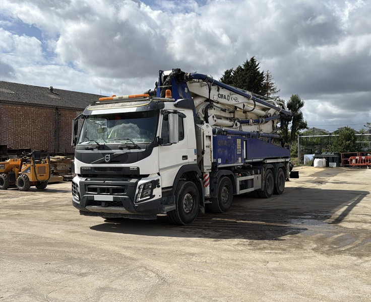 Volvo FMX K-series 42 L - Stacionārais betona sūknis: foto 1 Volvo FMX K-series 42 L - Stacionārais betona sūknis: foto 1