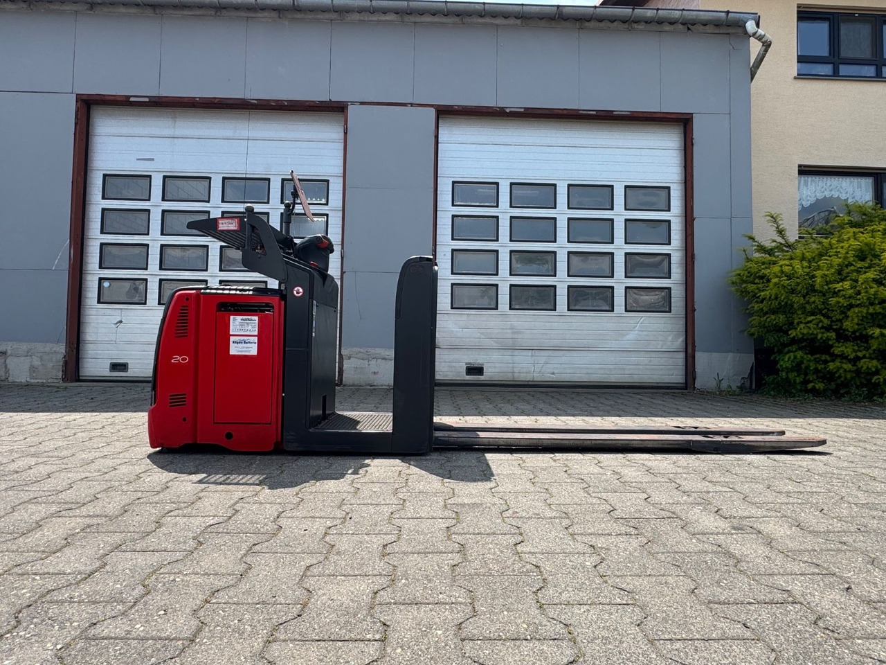 Linde N20VI Elektro-Niederhubwagen | Initialhub - Komplektētājs: foto 5 Linde N20VI Elektro-Niederhubwagen | Initialhub - Komplektētājs: foto 5