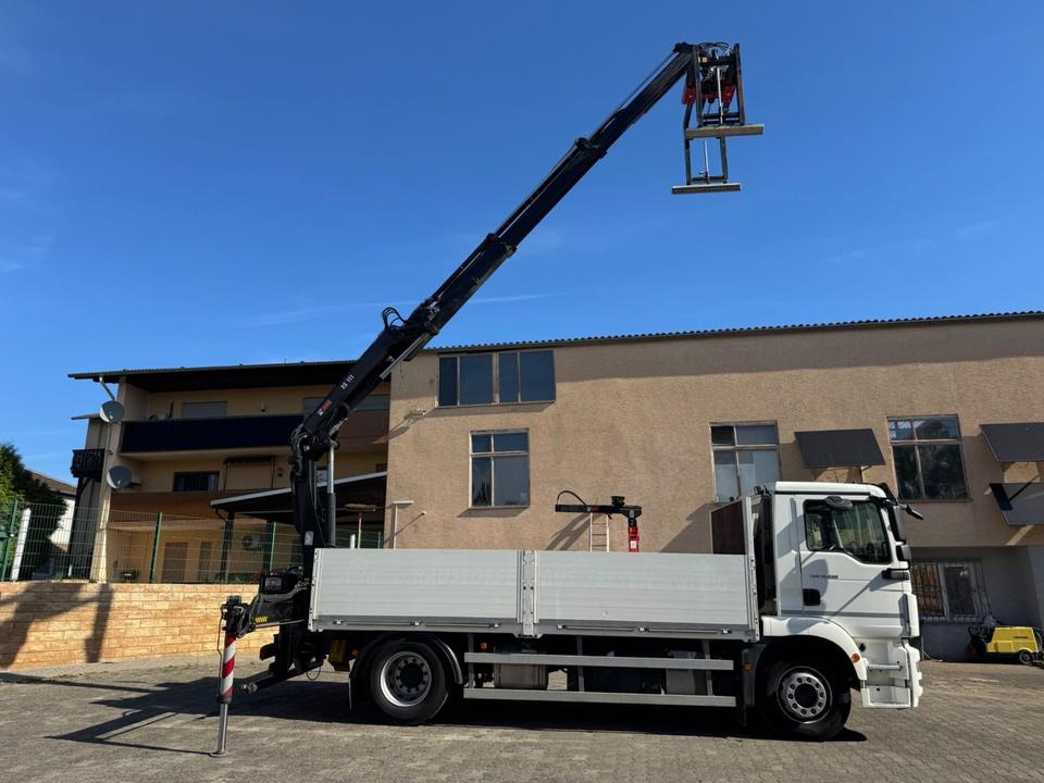 MAN TGM 18.290/HIAB-XS111/JOYSTICK/aus1.Hand - Bortu kravas automašīna/ Platforma, Kravas auto ar manipulatoru: foto 4 MAN TGM 18.290/HIAB-XS111/JOYSTICK/aus1.Hand - Bortu kravas automašīna/ Platforma, Kravas auto ar manipulatoru: foto 4