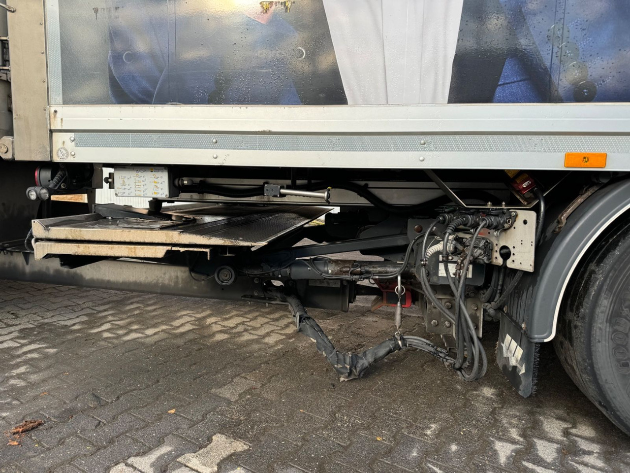 Mercedes-Benz Antos 2540/Durchladbar/2xLBW/Frigoblock/2instock - Kravas automašīna refrižerators: foto 5 Mercedes-Benz Antos 2540/Durchladbar/2xLBW/Frigoblock/2instock - Kravas automašīna refrižerators: foto 5