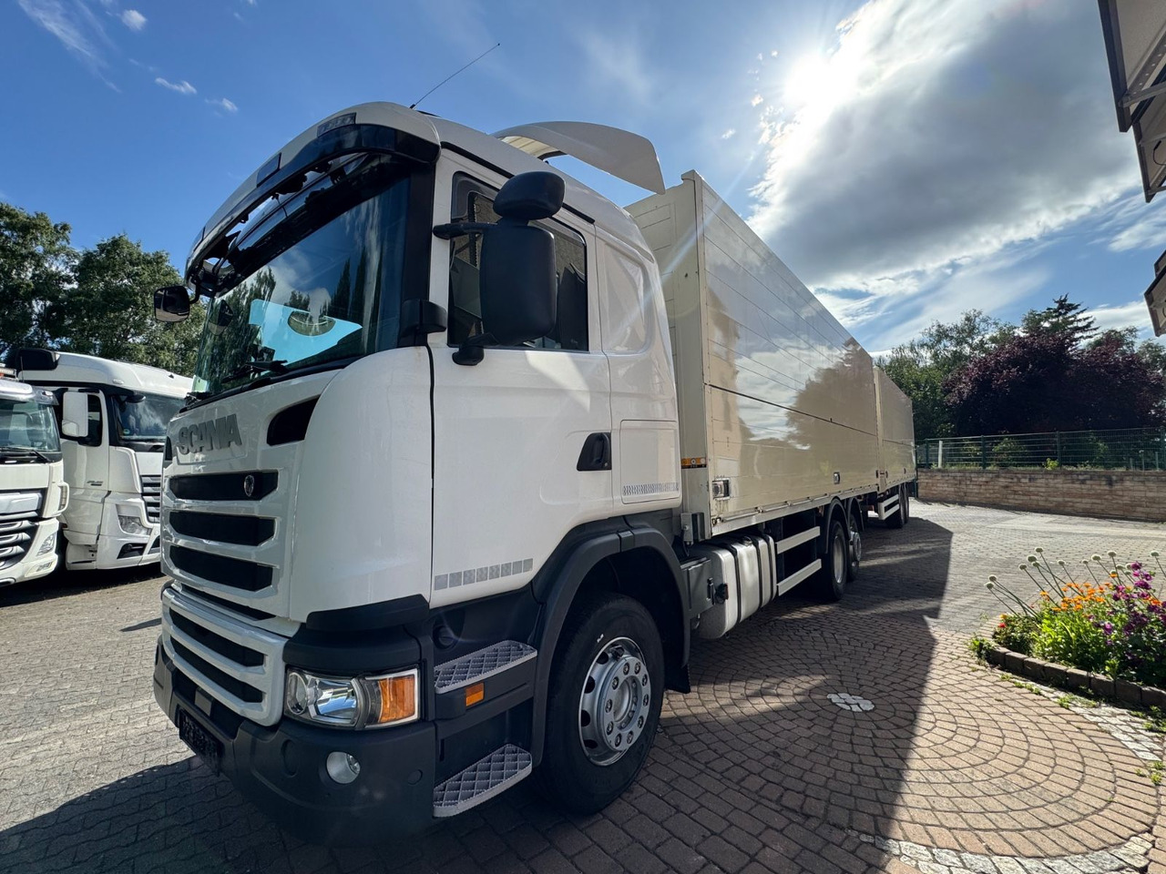 Scania G410/Lenk-Lift/2xLBW/inkl. Anhänger/Tüv-neu - Kravas automašīna dzērienu pārvadāšanai: foto 2 Scania G410/Lenk-Lift/2xLBW/inkl. Anhänger/Tüv-neu - Kravas automašīna dzērienu pārvadāšanai: foto 2