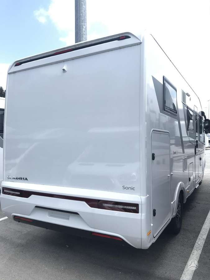 ADRIA Sonic axess 600 SL - Integrēts kemperis: foto 2 ADRIA Sonic axess 600 SL - Integrēts kemperis: foto 2