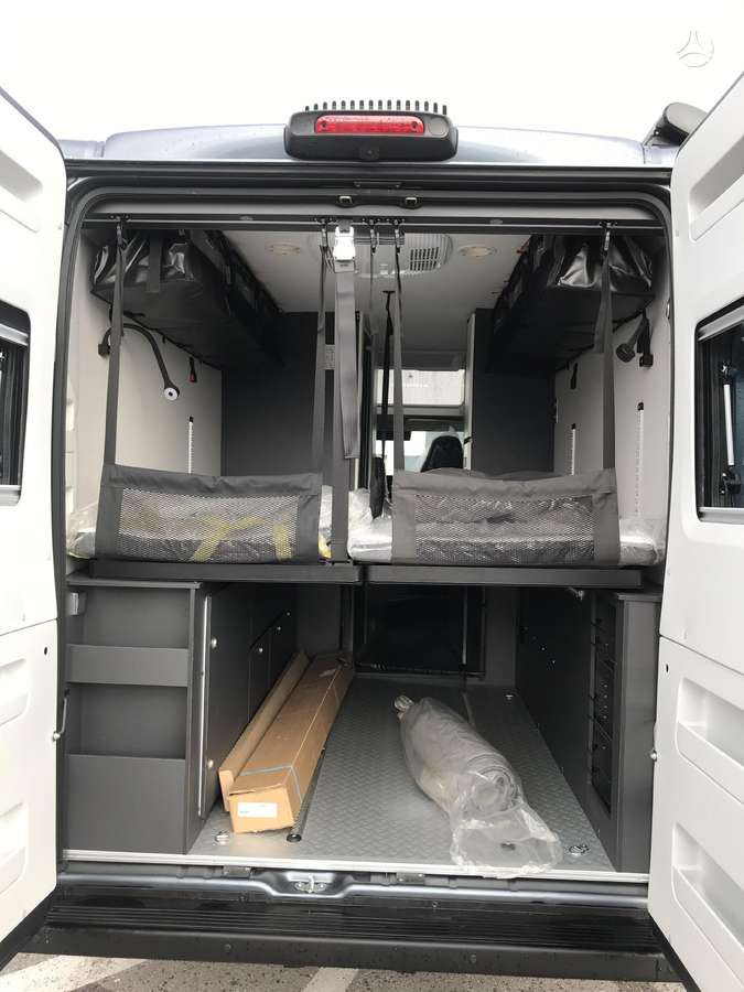 ADRIA Twin Sport 640 SG - Auto kemperis: foto 5 ADRIA Twin Sport 640 SG - Auto kemperis: foto 5