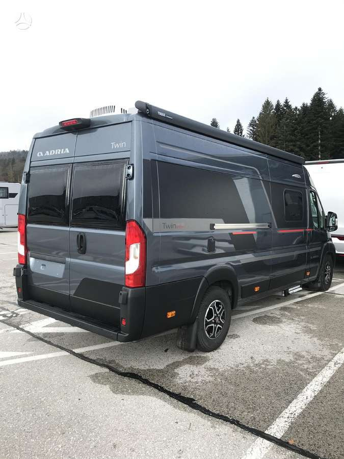 ADRIA Twin Sport 640 SG - Auto kemperis: foto 3 ADRIA Twin Sport 640 SG - Auto kemperis: foto 3
