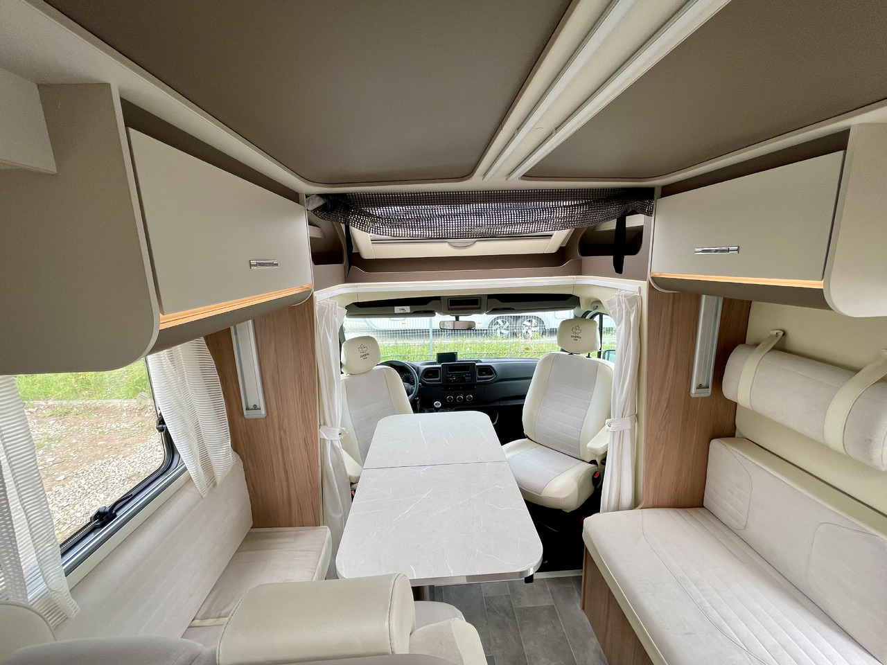 AHORN CAMP Alaska TD plus - Daļēji integrētais kemperis: foto 5 AHORN CAMP Alaska TD plus - Daļēji integrētais kemperis: foto 5