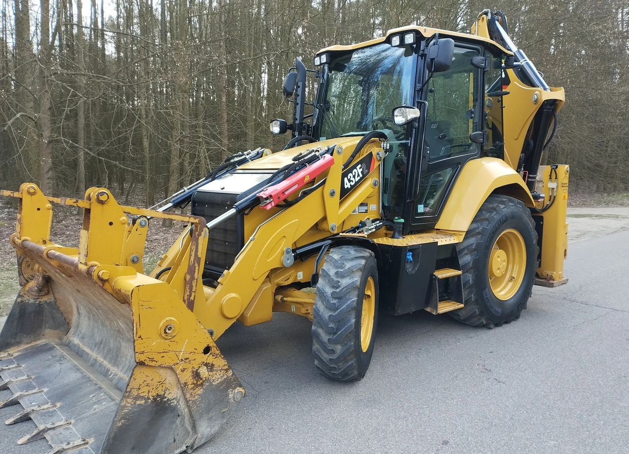 CATERPILLAR 432F II - Ekskavators-iekrāvējs: foto 1 CATERPILLAR 432F II - Ekskavators-iekrāvējs: foto 1