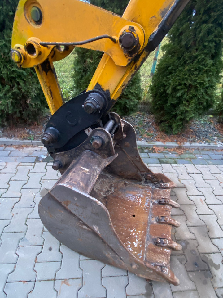 JCB 3CX - Ekskavators-iekrāvējs: foto 3 JCB 3CX - Ekskavators-iekrāvējs: foto 3