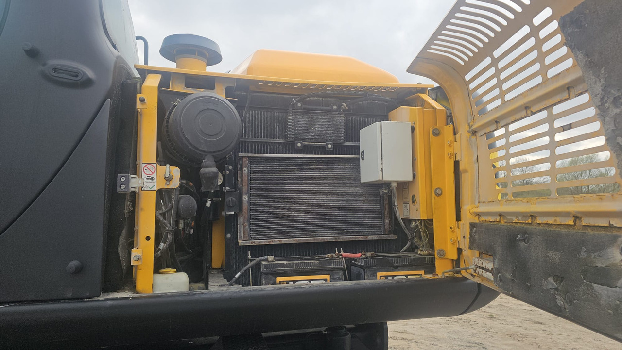 JCB JS175W - Riteņu ekskavators: foto 5 JCB JS175W - Riteņu ekskavators: foto 5