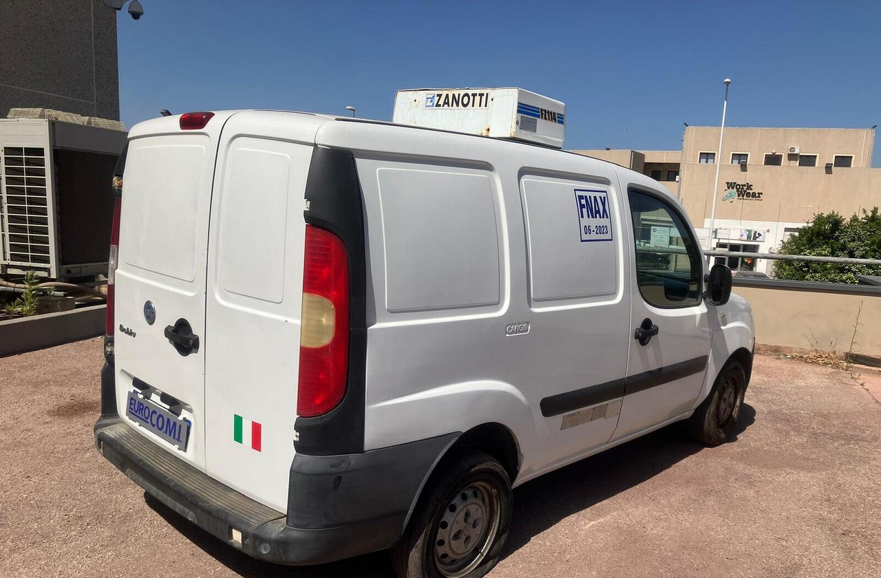 DOBLO' CON COIBENTAZIONE E GRUPPO FRIGO - Komercauto refrižerators: foto 5 DOBLO' CON COIBENTAZIONE E GRUPPO FRIGO - Komercauto refrižerators: foto 5