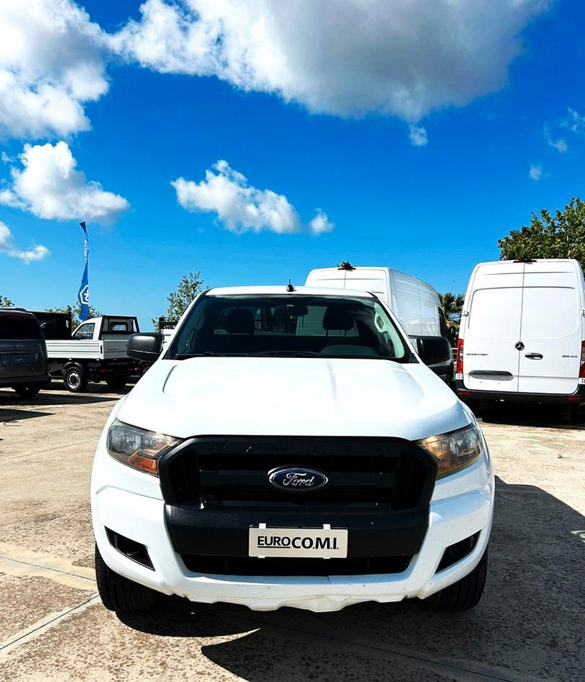 Ford Ranger 2.2 160 cv XL Supercab 4 posti 4wd - Pikaps: foto 2 Ford Ranger 2.2 160 cv XL Supercab 4 posti 4wd - Pikaps: foto 2
