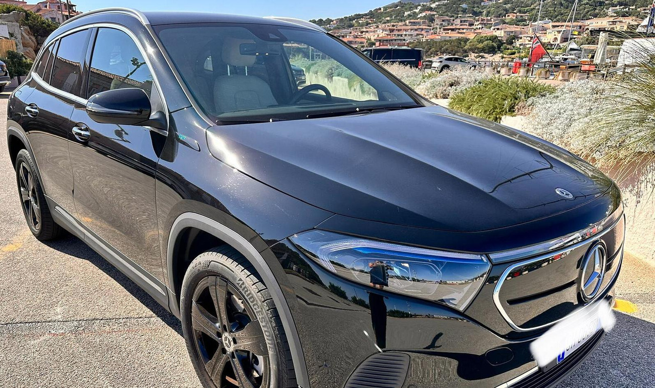 Mercedes-benz EQA 250 Sport Plus - Vieglā automašīna: foto 2 Mercedes-benz EQA 250 Sport Plus - Vieglā automašīna: foto 2