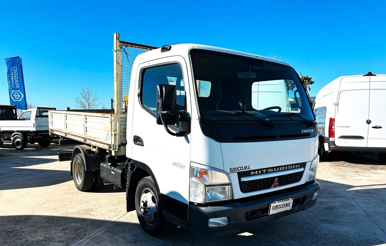 Mitsubishi Canter 3C13 Ribaltabile trilaterale - Kravas automašīna pašizgāzējs: foto 3 Mitsubishi Canter 3C13 Ribaltabile trilaterale - Kravas automašīna pašizgāzējs: foto 3