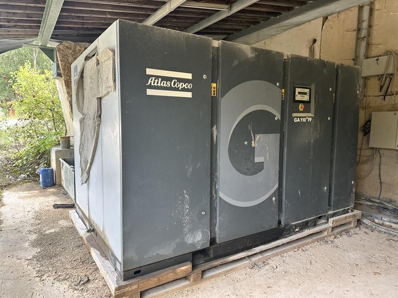 Atlas-Copco GA110+FF - Elektroģenerators: foto 1 Atlas-Copco GA110+FF - Elektroģenerators: foto 1