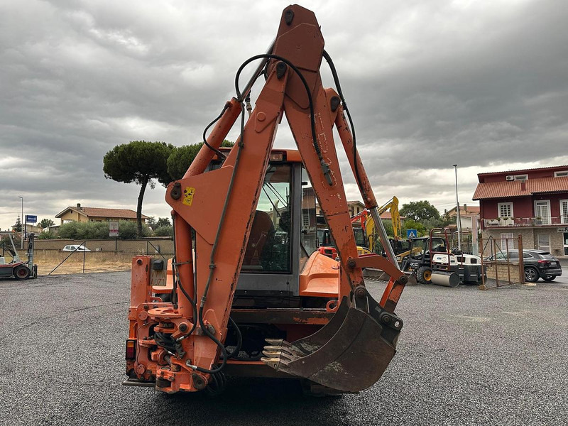 Fiat HITACHI FB100.4 - Ekskavators-iekrāvējs: foto 5 Fiat HITACHI FB100.4 - Ekskavators-iekrāvējs: foto 5