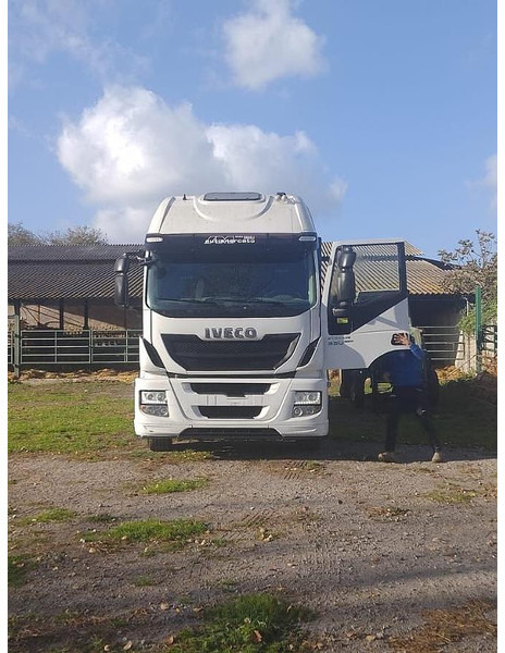 Iveco STRALIS 330 EEV - Bortu puspiekabe/ Platforma: foto 3 Iveco STRALIS 330 EEV - Bortu puspiekabe/ Platforma: foto 3