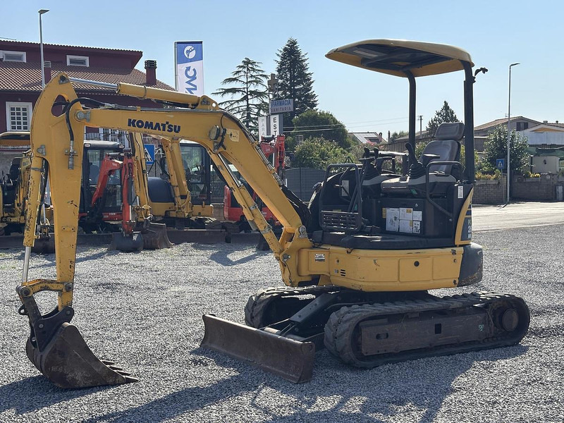 Komatsu PC26MR-3 - Mini-ekskavators: foto 1 Komatsu PC26MR-3 - Mini-ekskavators: foto 1