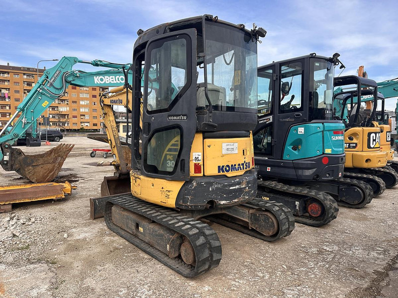 Komatsu PC30 - Mini-ekskavators: foto 2 Komatsu PC30 - Mini-ekskavators: foto 2