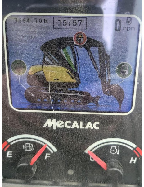 Mecalac 6MCR - Mini-ekskavators: foto 4 Mecalac 6MCR - Mini-ekskavators: foto 4