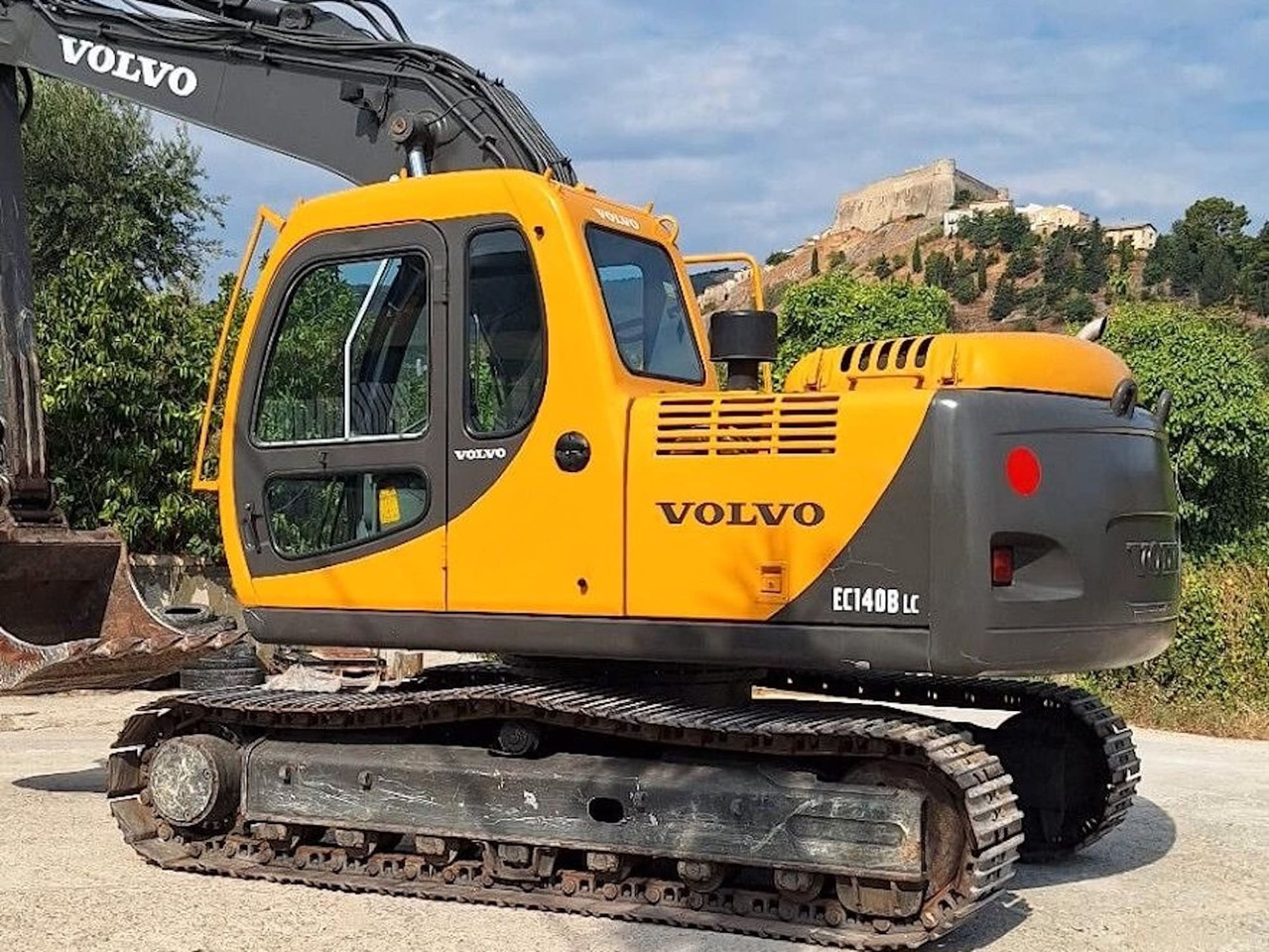 VOLVO EC140BLC - Kāpurķēžu ekskavators: foto 5 VOLVO EC140BLC - Kāpurķēžu ekskavators: foto 5