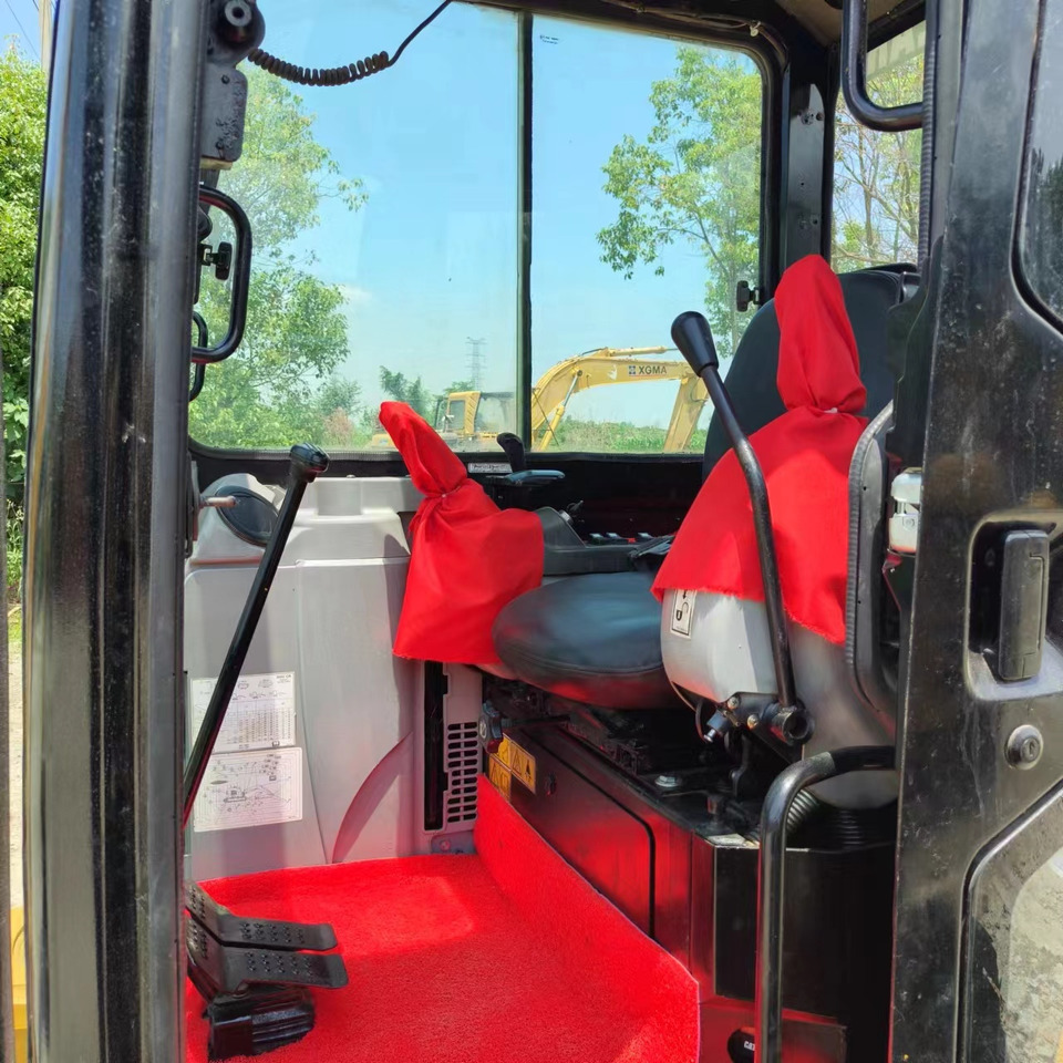 Mini-ekskavators CATERPILLAR 305: foto 13