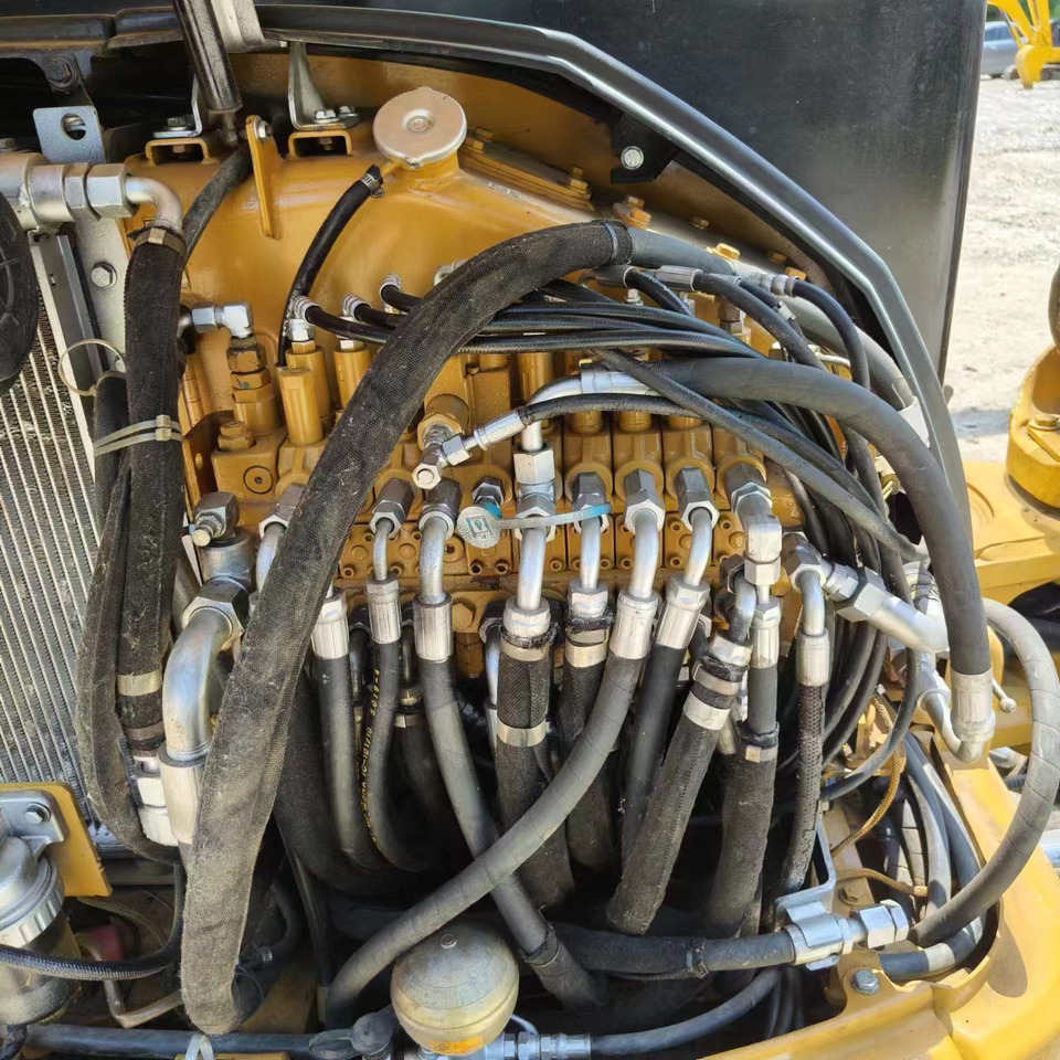 Mini-ekskavators CATERPILLAR 305: foto 11