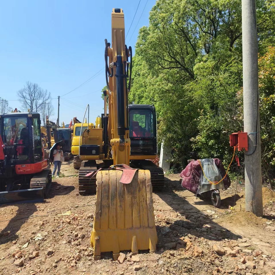 CATERPILLAR 312D2GC - Kāpurķēžu ekskavators: foto 2 CATERPILLAR 312D2GC - Kāpurķēžu ekskavators: foto 2