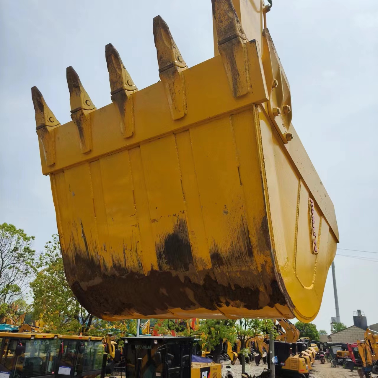 CATERPILLAR 323D2L - Kāpurķēžu ekskavators: foto 5 CATERPILLAR 323D2L - Kāpurķēžu ekskavators: foto 5