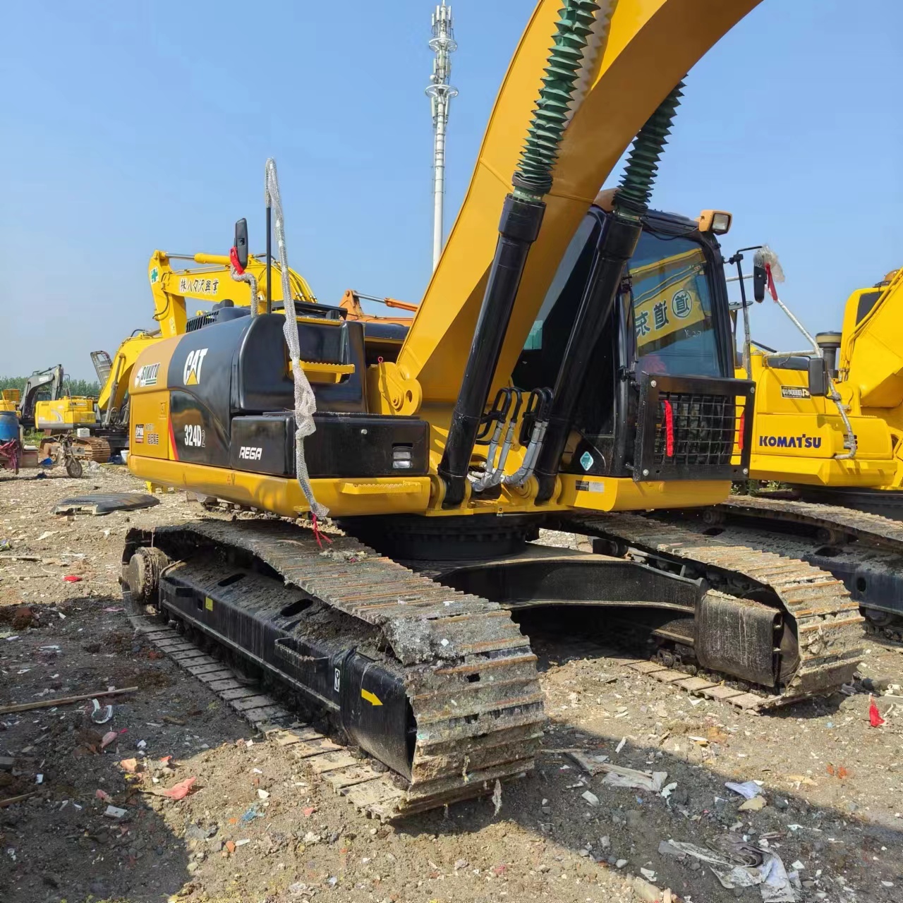 CATERPILLAR 324 - Kāpurķēžu ekskavators: foto 4 CATERPILLAR 324 - Kāpurķēžu ekskavators: foto 4