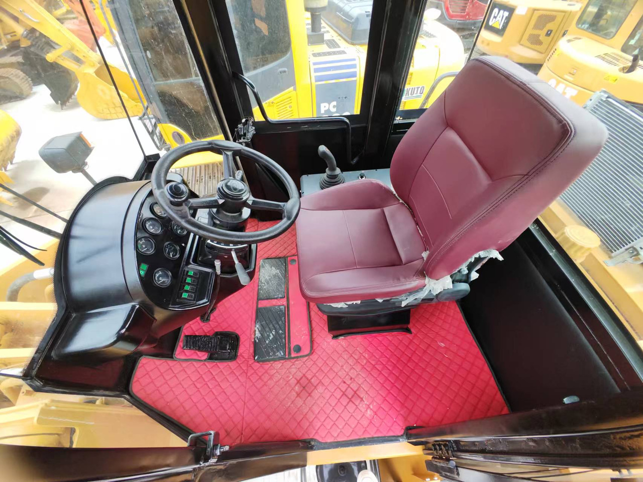 CATERPILLAR 950G - Riteņu iekrāvējs: foto 5 CATERPILLAR 950G - Riteņu iekrāvējs: foto 5