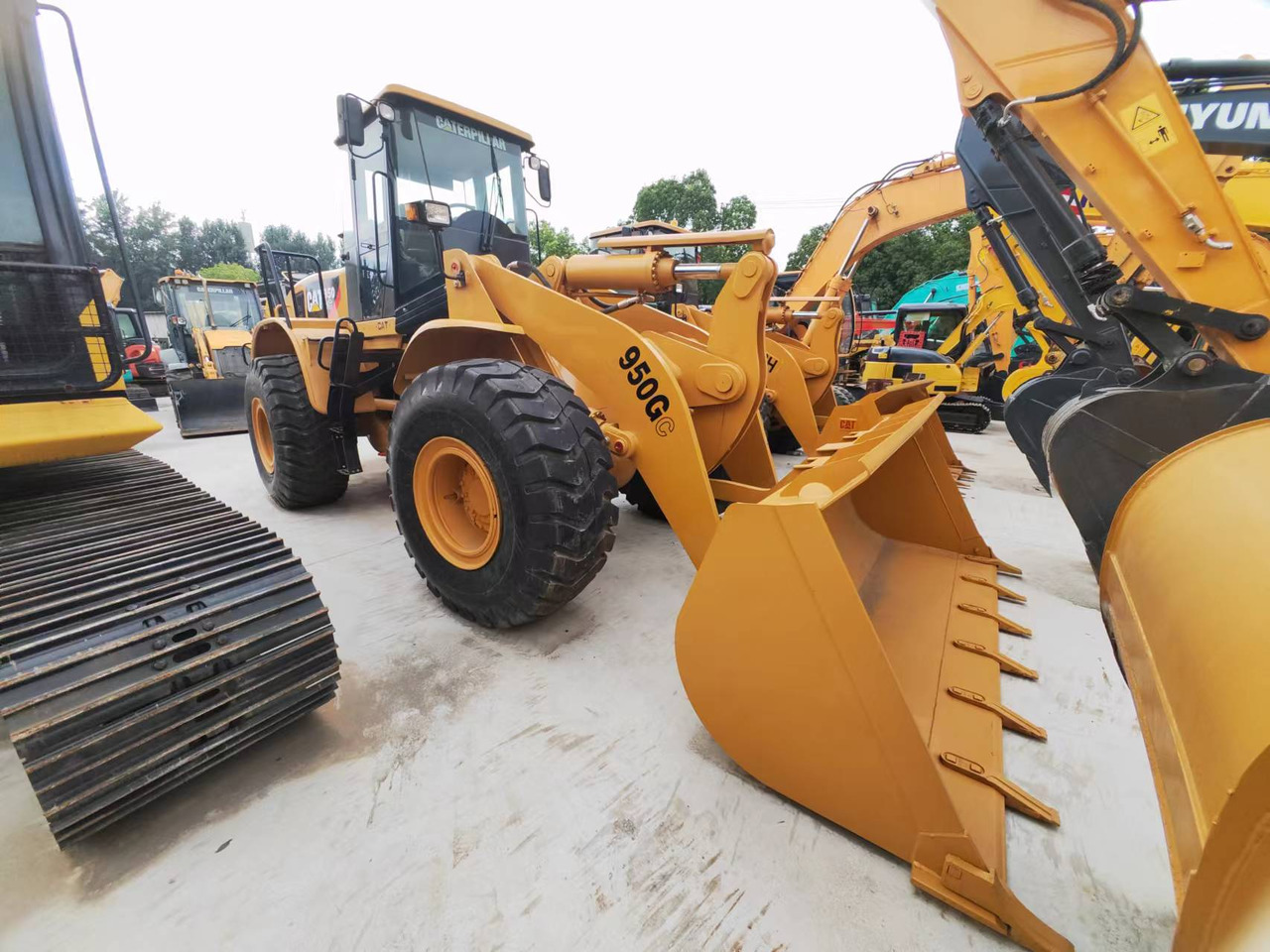 CATERPILLAR 950GC - Riteņu iekrāvējs: foto 4 CATERPILLAR 950GC - Riteņu iekrāvējs: foto 4