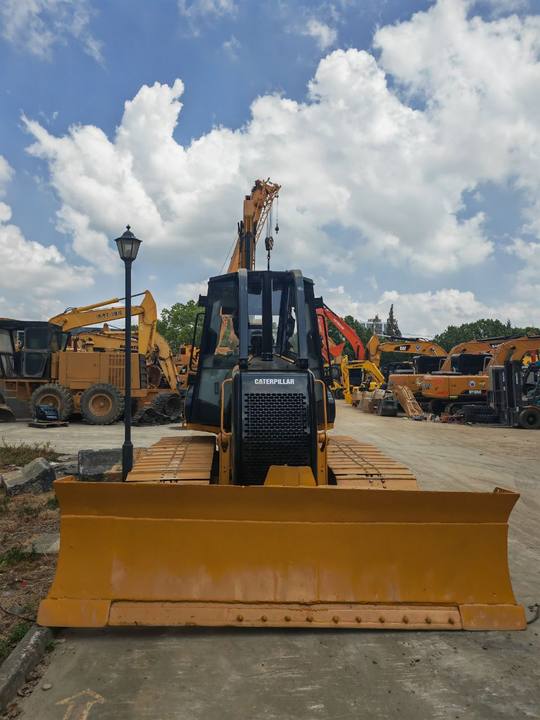 CATERPILLAR D5K - Buldozers: foto 3 CATERPILLAR D5K - Buldozers: foto 3