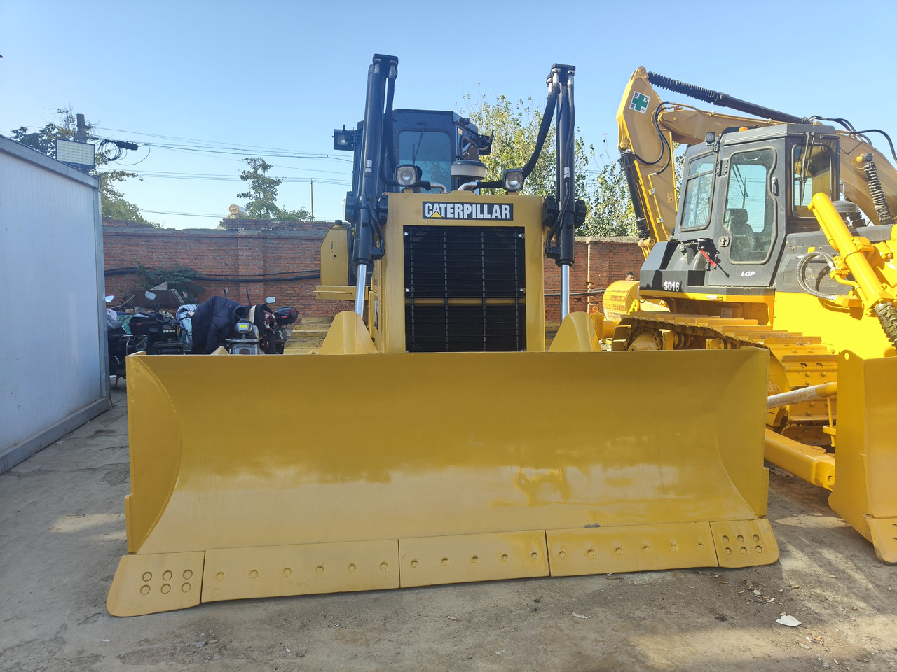 CATERPILLAR D7G - Kāpurķēžu ekskavators: foto 3 CATERPILLAR D7G - Kāpurķēžu ekskavators: foto 3