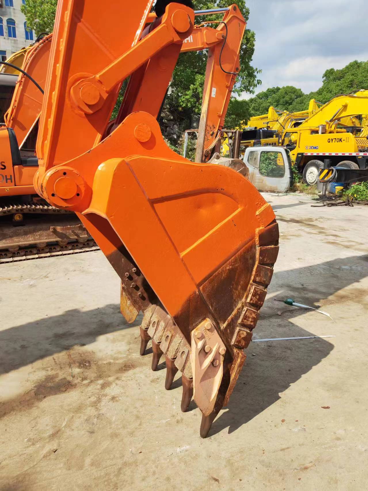 Kāpurķēžu ekskavators DOOSAN DX225: foto 17