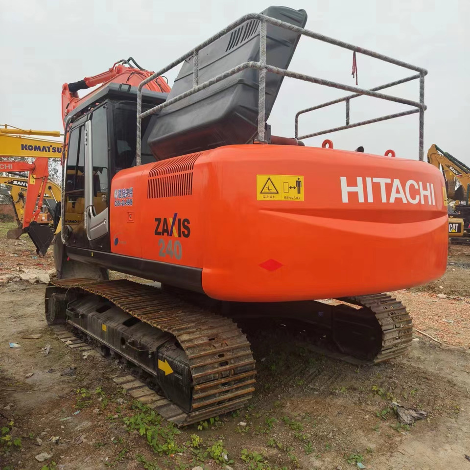 HITACHI ZX240 - Kāpurķēžu ekskavators: foto 5 HITACHI ZX240 - Kāpurķēžu ekskavators: foto 5