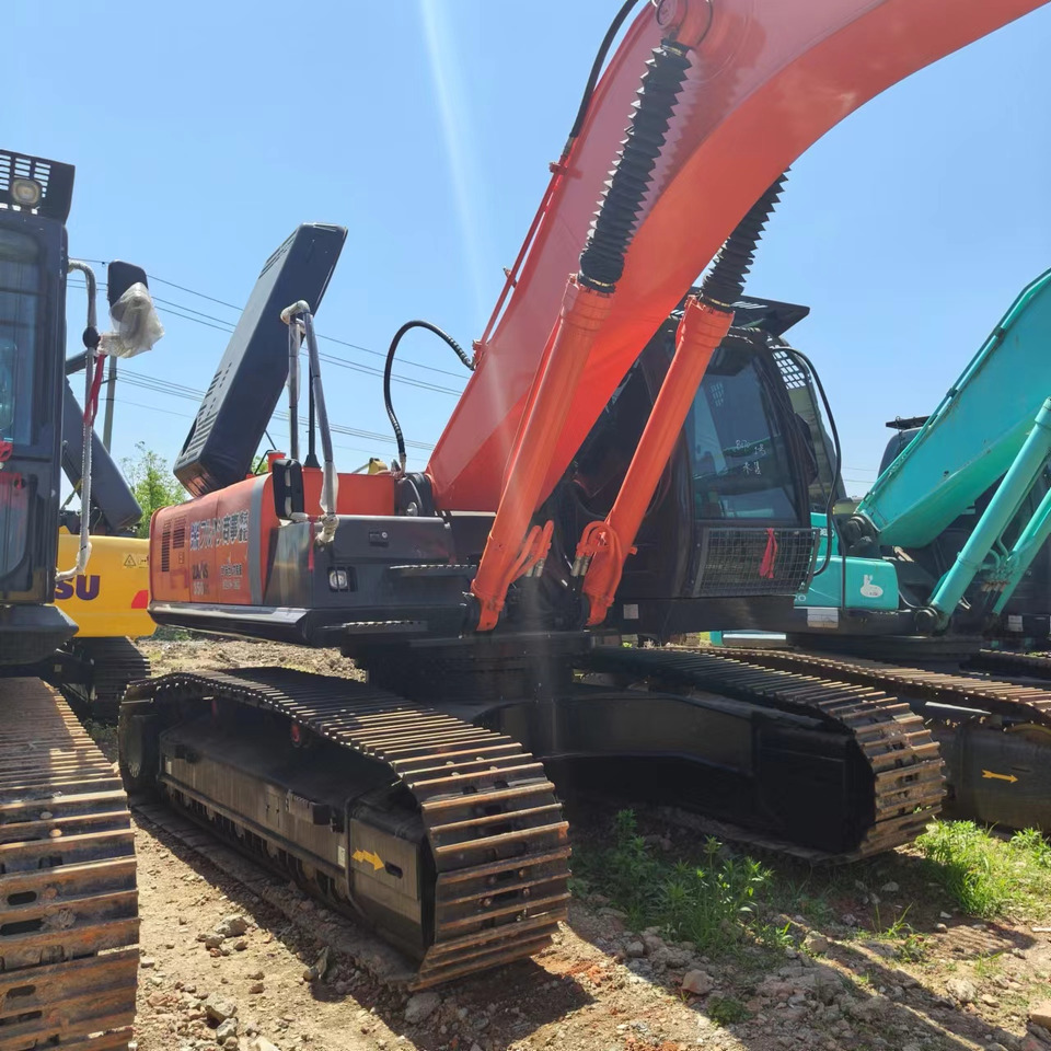 HITACHI ZX350 - Kāpurķēžu ekskavators: foto 2 HITACHI ZX350 - Kāpurķēžu ekskavators: foto 2