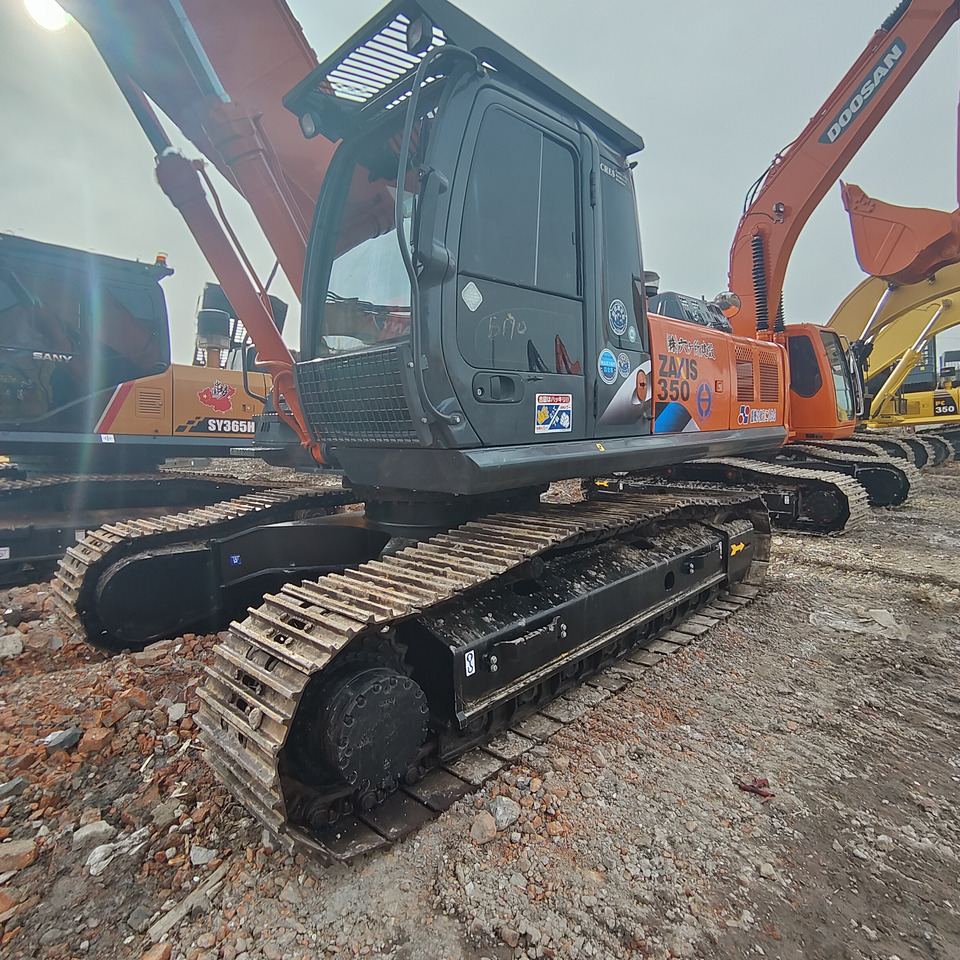 HITACHI ZX350 - Kāpurķēžu ekskavators: foto 2 HITACHI ZX350 - Kāpurķēžu ekskavators: foto 2