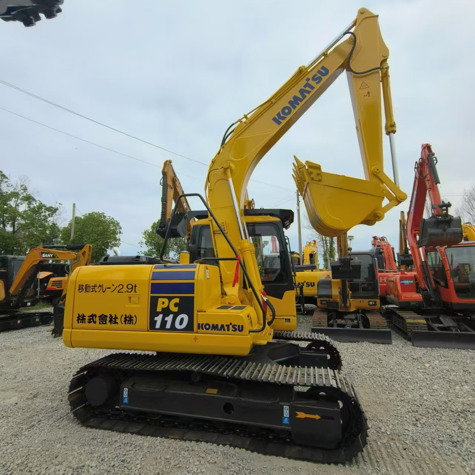 KOMATSU PC110 - Kāpurķēžu ekskavators: foto 1 KOMATSU PC110 - Kāpurķēžu ekskavators: foto 1