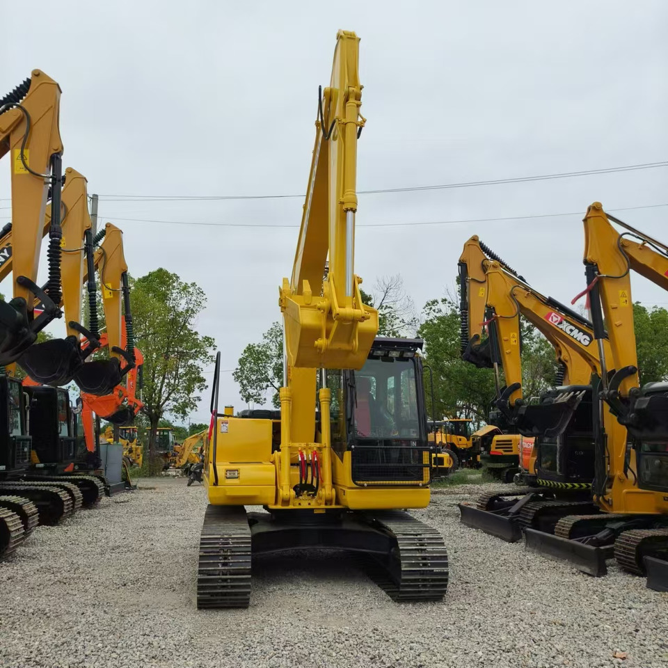 KOMATSU PC110 - Kāpurķēžu ekskavators: foto 3 KOMATSU PC110 - Kāpurķēžu ekskavators: foto 3