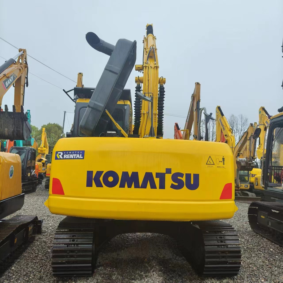 KOMATSU PC130-7 - Kāpurķēžu ekskavators: foto 5 KOMATSU PC130-7 - Kāpurķēžu ekskavators: foto 5