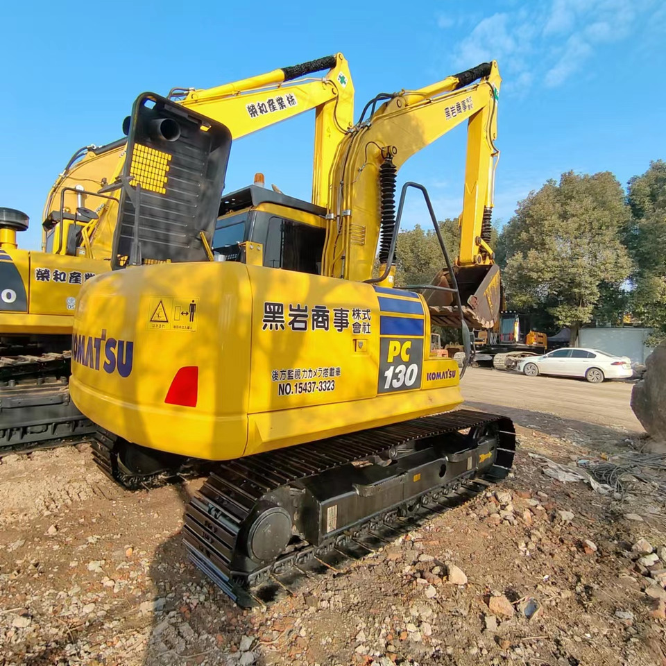 KOMATSU PC130 - Kāpurķēžu ekskavators: foto 1 KOMATSU PC130 - Kāpurķēžu ekskavators: foto 1